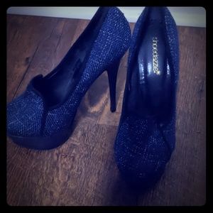 Super cute blue jean blue heels